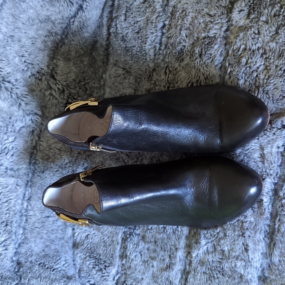 Women's Vince Camuto Velino Booties sz 9 - Picture 2 of 6